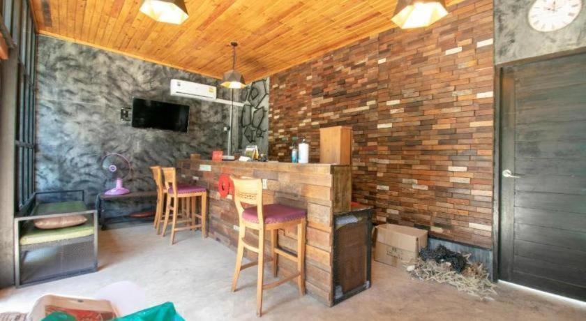فندق Oyo 75374 Baan Rak Mai كانتْشانابوري المظهر الخارجي الصورة